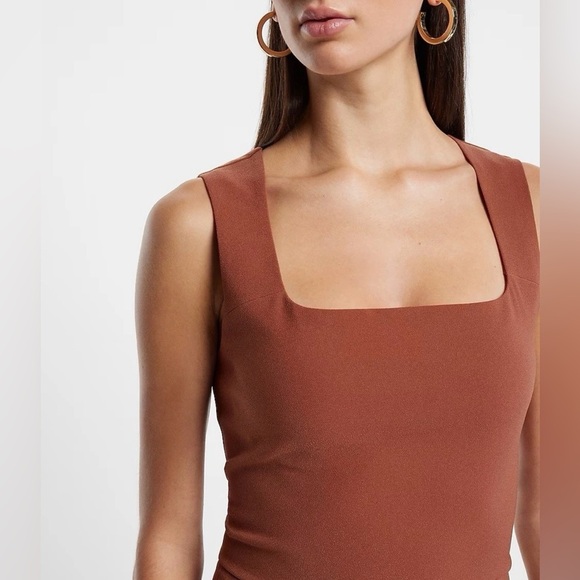 Express Women's Square Neck Cropped Tank Side Zipper Bullion Size XS - NWT $58 - Picture 2 of 16